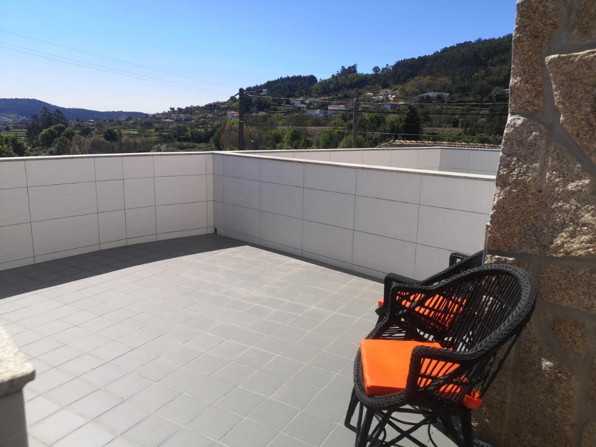 Leonchic - Guest House Com Piscina De Agua Salgada بارسيلوس المظهر الخارجي الصورة